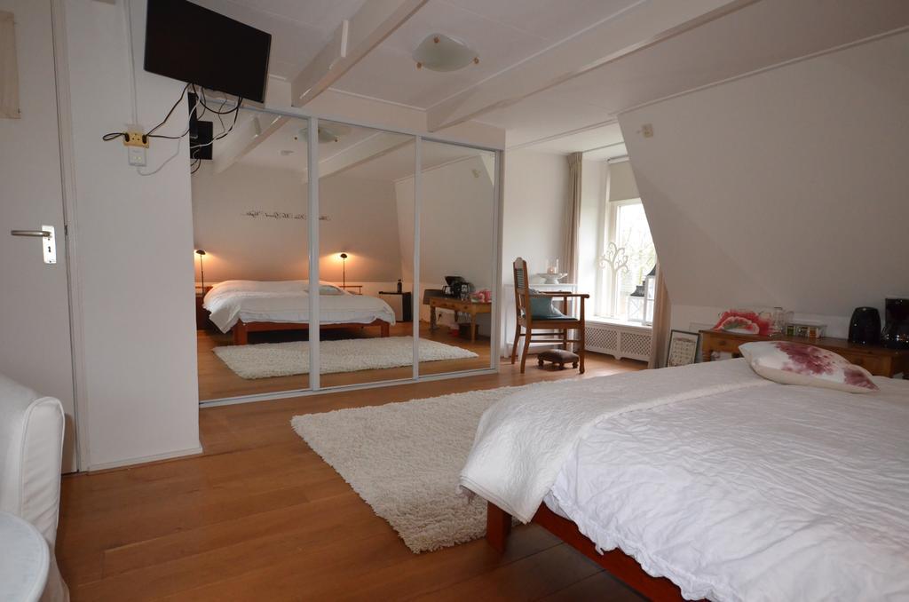 Bed and Breakfast Bloemenhoeve à Birdaard Extérieur photo